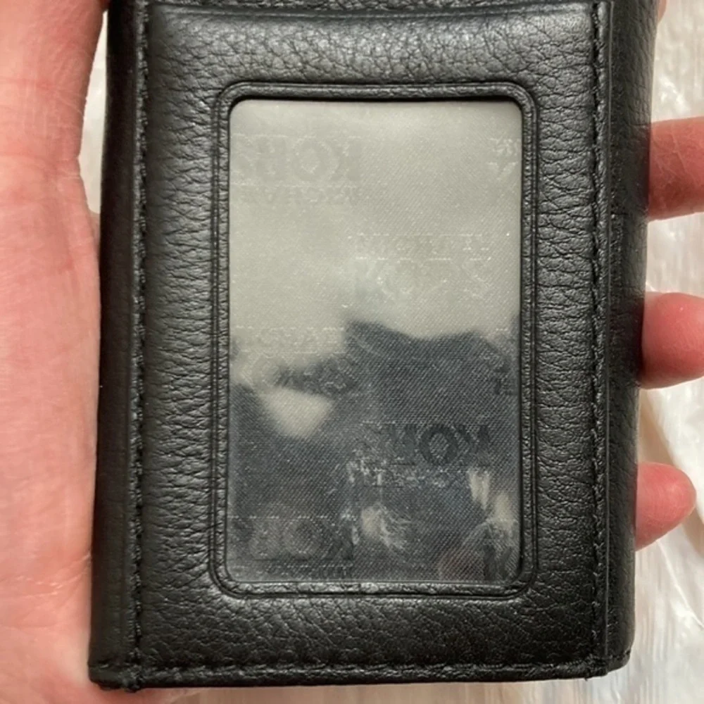 Michael kors black leather mini wallet